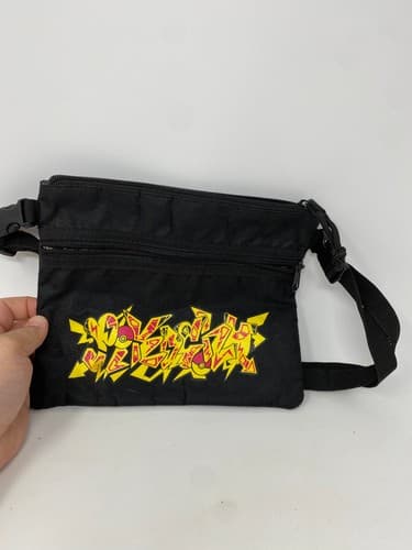 Pokémon Center Shibuya Exclusive Graffiti Art Sacoche Bag 2019 Pikachu Limited